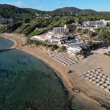 Invisa Hotel Club Cala Blanca Playa DPlaya Des Figueral Exterior foto