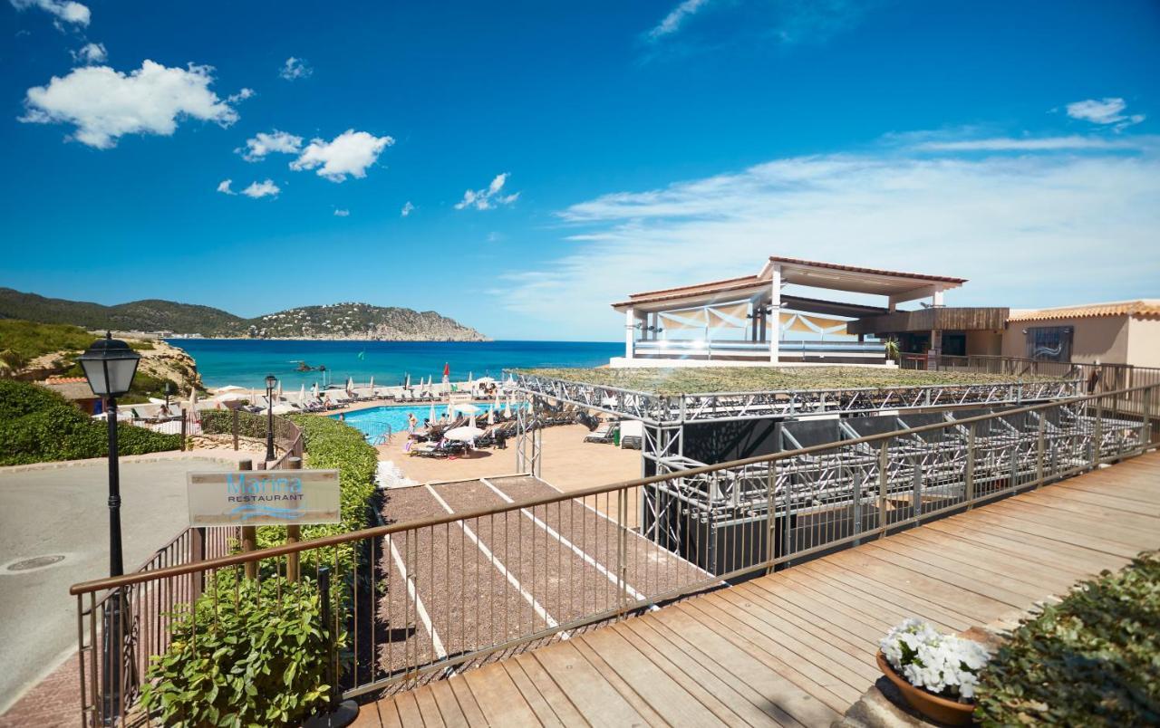 Invisa Hotel Club Cala Blanca Playa DPlaya Des Figueral Exterior foto