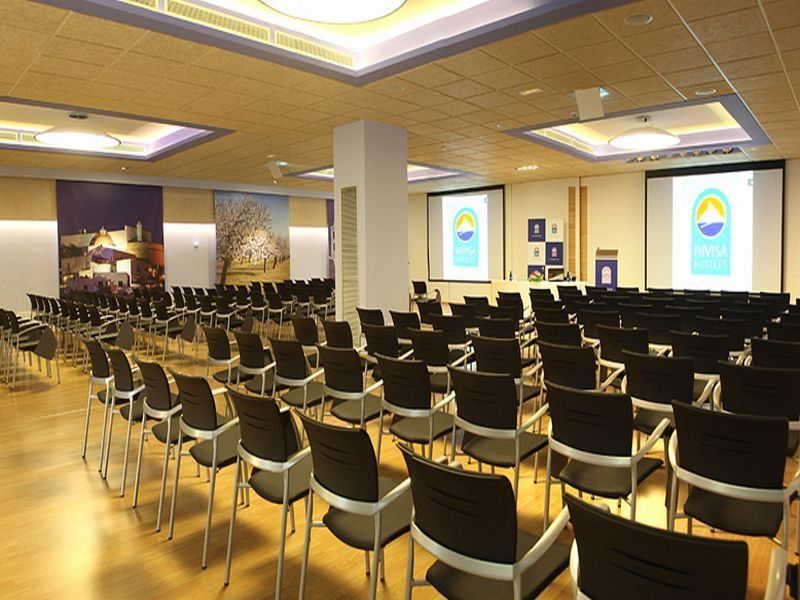 Invisa Hotel Club Cala Blanca Playa DPlaya Des Figueral Facilidades foto